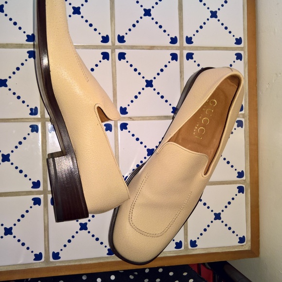 New Tan Men's Loafers - Picture 3 of 12